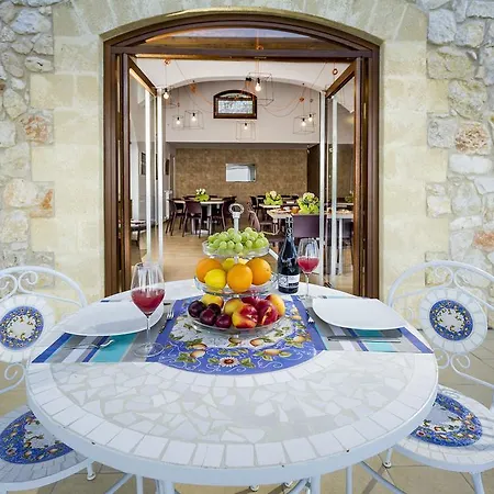 Delle Anfore * スコペッロ